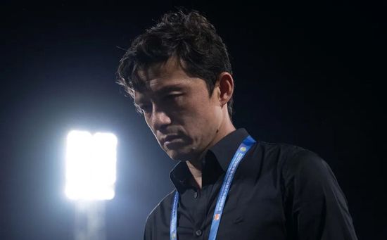 日本少妇在公交车被强进